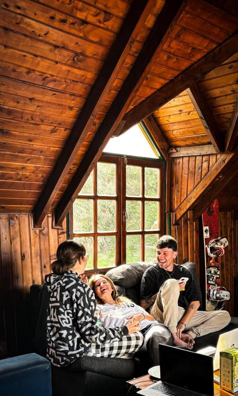 Alaska Patagonia Hostel Сан-Карлос-де-Барілоче Екстер'єр фото